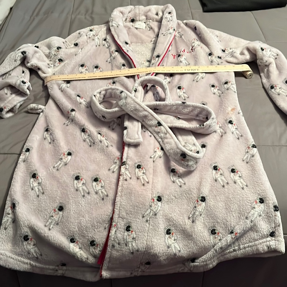 Astronaut robe